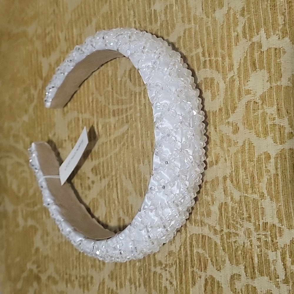 Francesca's white beaded headband